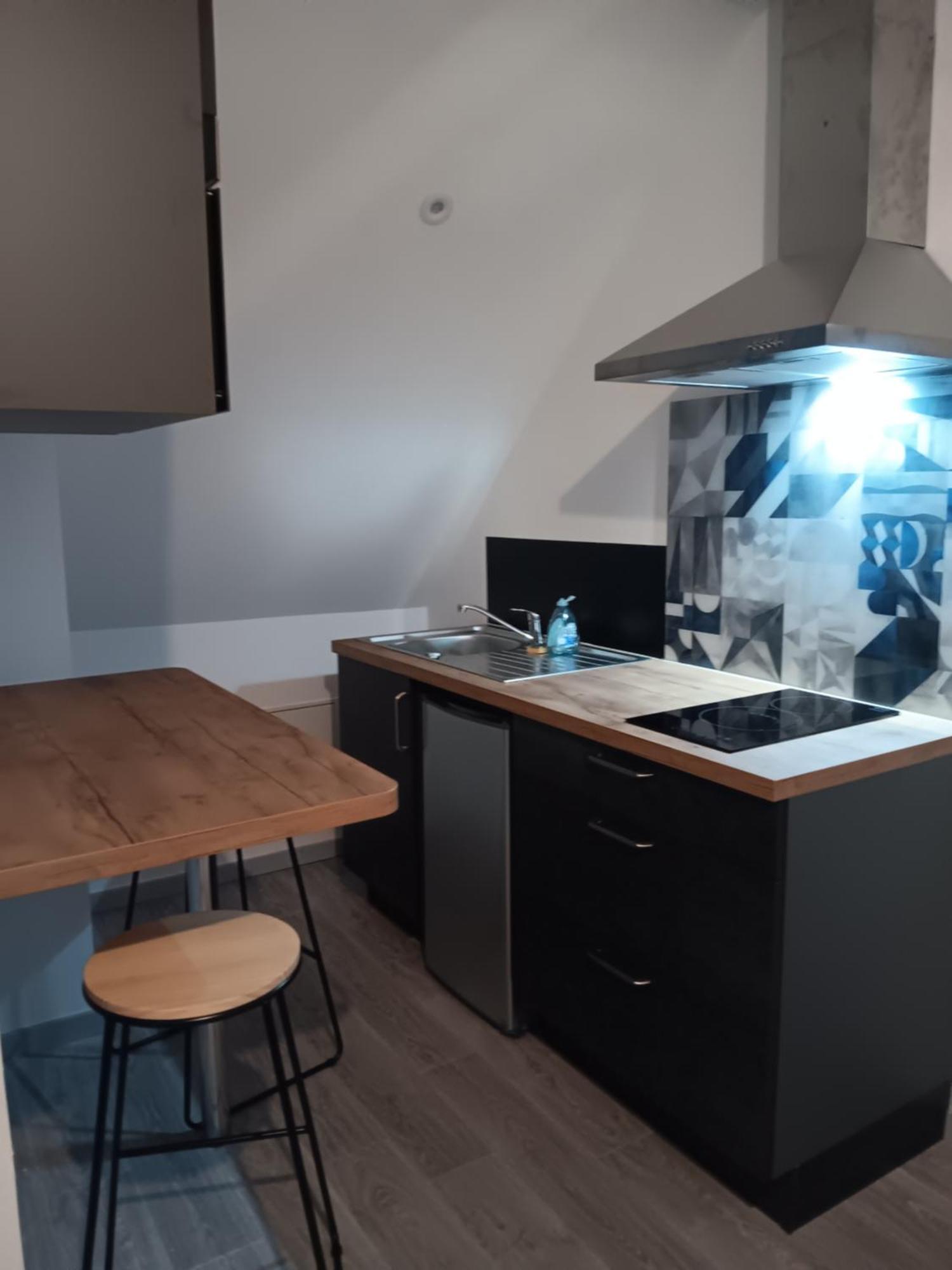 Appartement Est Proche Centre *